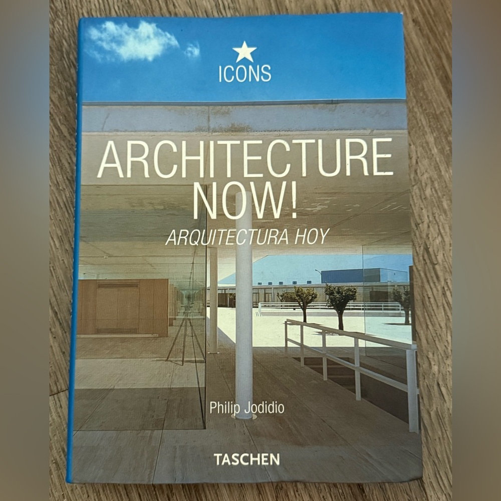 Architecture Now! Spanish Edition Paperback book by Taschen